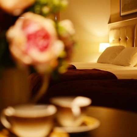 Rooms At Rue โอมากห์ ภายนอก รูปภาพ